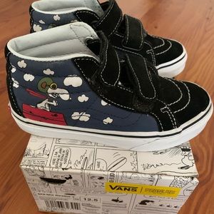 Vans with Snoopy (kids) Peanuts collection